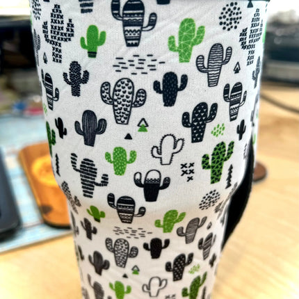 30 OZ White Cactus Insulated Cup Cover - Kim's Korner Wholesale
